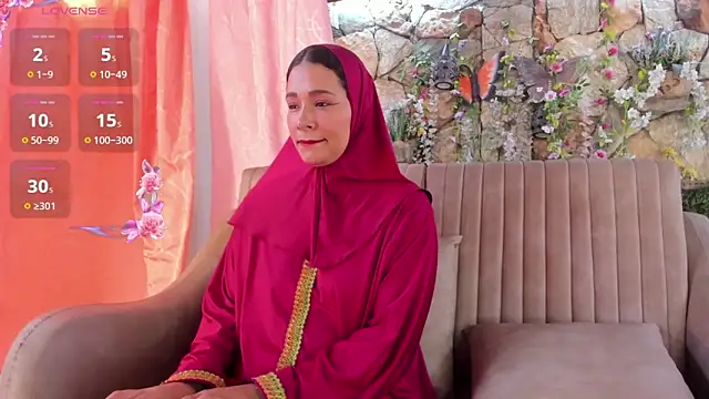 ShanaJamil online show from June 11, 2026, 12:35 pm