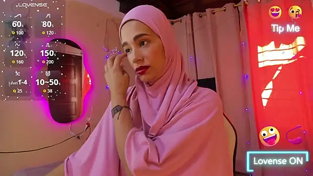 ShanaJamil online show from September 26, 2025, 12:12 pm