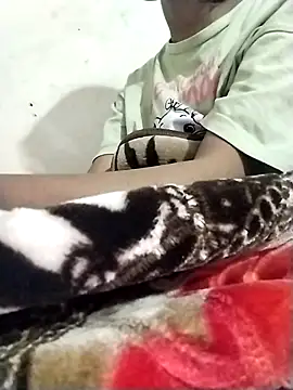 Rapunzal online show from November 18, 2025, 7:06 pm