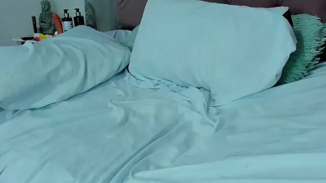 EthanBlackwoodd online show from December 20, 2025, 9:45 am