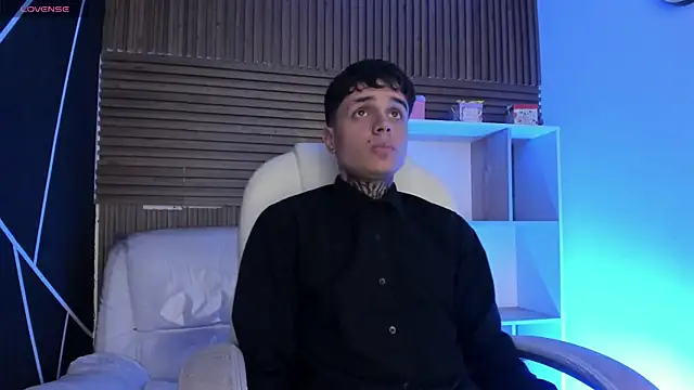 Declan-Fox online show from October 16, 2025, 11:57 pm