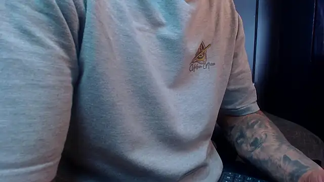 RichardMilleer online show from December 22, 2025, 3:34 pm