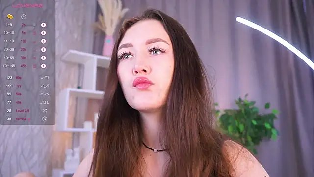 AlinaOrf online show from October 27, 2025, 5:08 am