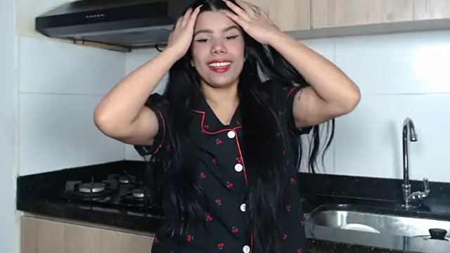 MayaScott11 online show from April 26, 2026, 7:11 pm