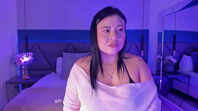 Amber Santana online show from June 19, 2026, 12:49 am