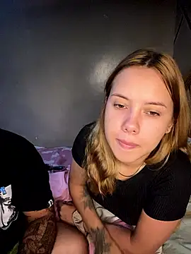 coupleyys online show from January 11, 2026, 3:08 pm