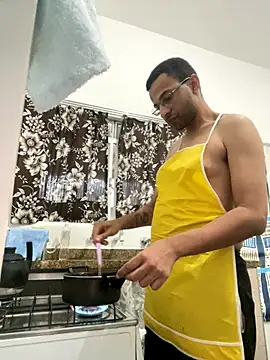 pauzudomoreno1 online show from December 4, 2025, 9:36 pm