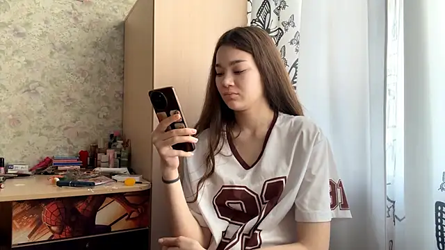 Snapshot of Cuteviola chatting on March 23, 2026, 12:55 am Cuteviola online show from March 23, 2026, 12:55 am