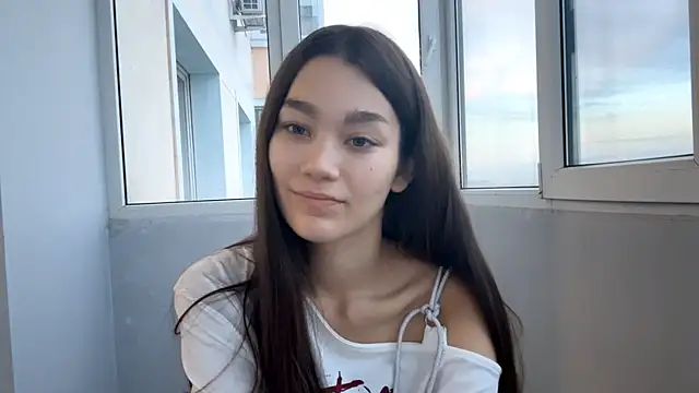 Cuteviola online show from September 22, 2025, 9:26 am