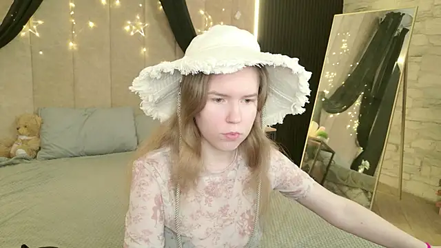 Alida Brice online show from May 7, 2026, 5:33 am