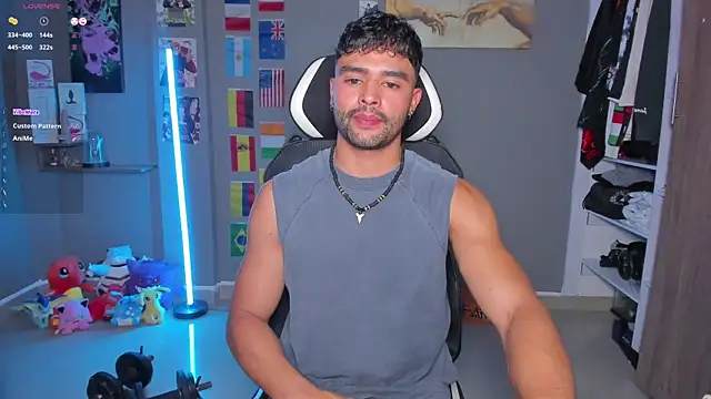 JordanRossie online show from July 17, 2026, 1:52 pm