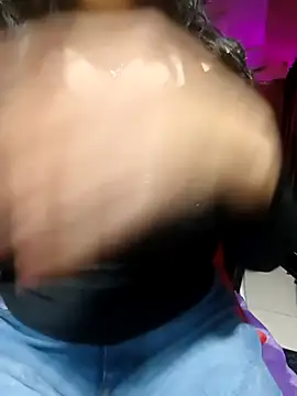 sassy aly007 online show from January 18, 2026, 6:33 pm