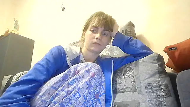 Loriven online show from October 7, 2025, 7:15 pm