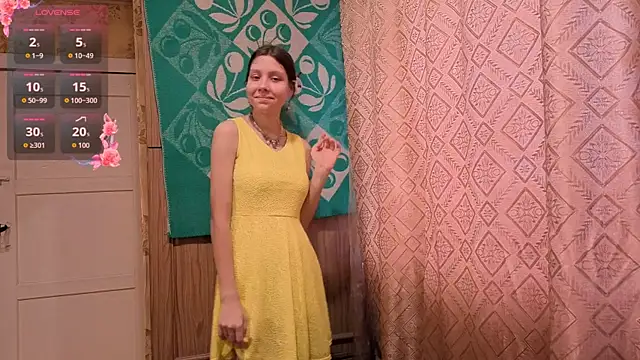 QutieDaSweet online show from November 11, 2025, 7:25 am