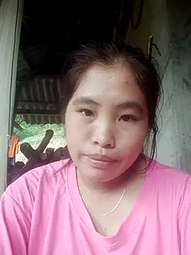 Luyen004 online show from October 2, 2025, 1:09 am