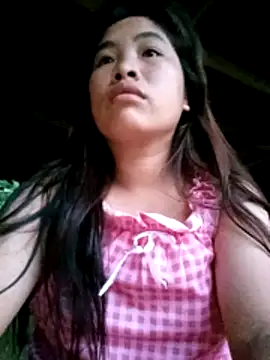 Luyen004 online show from April 27, 2026, 10:30 pm