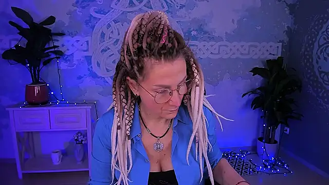 Snapshot of UmaSpace chatting on March 7, 2026, 5:03 am UmaSpace online show from March 7, 2026, 5:03 am