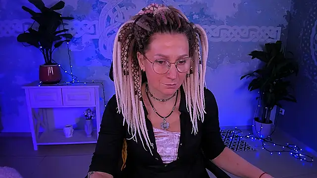 Snapshot of UmaSpace chatting on February 28, 2026, 5:18 am UmaSpace online show from February 28, 2026, 5:18 am