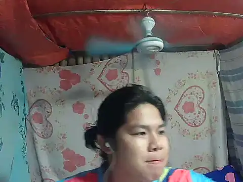 Huntrix2025 online show from January 10, 2026, 12:44 pm