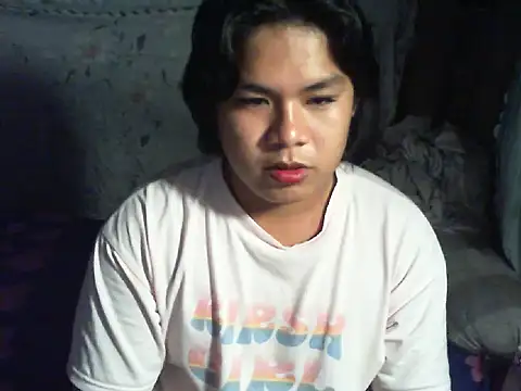 Huntrix2025 online show from November 2, 2025, 2:11 pm