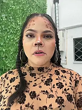 ROUSE SINCLAIR online show from October 30, 2025, 9:01 pm