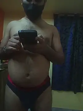 Snapshot of Stud_84780 chatting on February 27, 2026, 7:35 pm Stud 84780 online show from February 27, 2026, 7:35 pm