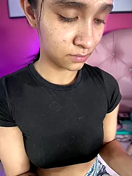 Isabella-Teen online show from October 4, 2025, 2:46 am