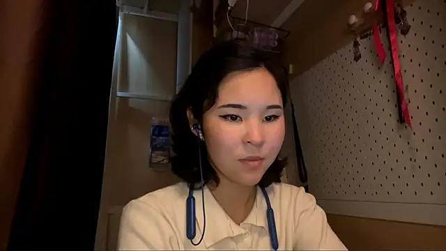 Snapshot of JennyCarpenter chatting on May 9, 2026, 10:18 am JennyCarpenter online show from May 9, 2026, 10:18 am