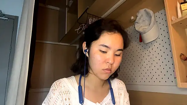 Snapshot of JennyCarpenter chatting on June 19, 2026, 10:58 pm JennyCarpenter online show from June 19, 2026, 10:58 pm