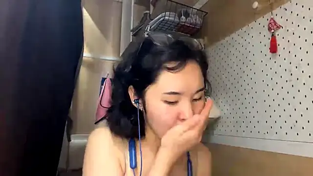 Snapshot of JennyCarpenter chatting on May 28, 2026, 5:15 am JennyCarpenter online show from May 28, 2026, 5:15 am