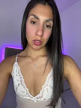 Snapshot of MaddyX__ chatting on August 2, 2026, 7:11 pm MaddyX online show from August 2, 2026, 7:11 pm