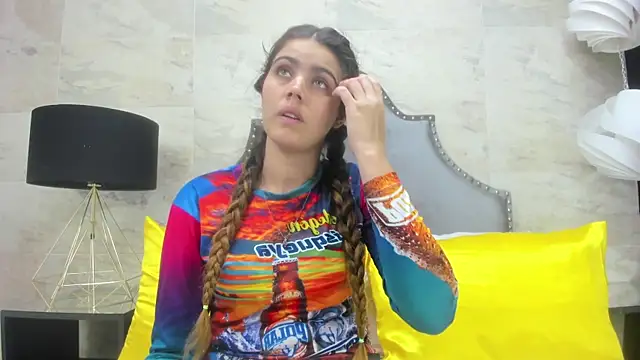 isabel 09 online show from July 11, 2026, 6:52 pm