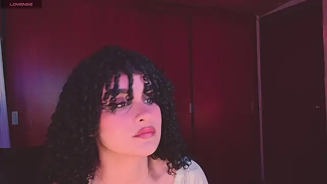 missvaneblake online show from September 26, 2025, 12:45 pm