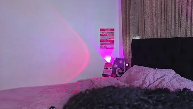 missvaneblake online show from March 12, 2026, 11:58 am