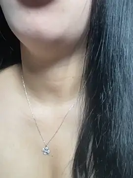 Snapshot of Rose-babyx chatting on May 12, 2026, 2:08 am Rose-babyx online show from May 12, 2026, 2:08 am