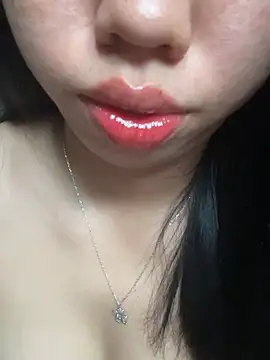 Snapshot of Rose-babyx chatting on June 19, 2026, 2:50 am Rose-babyx online show from June 19, 2026, 2:50 am