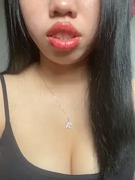Snapshot of Rose-babyx chatting on May 11, 2026, 2:13 am Rose-babyx online show from May 11, 2026, 2:13 am