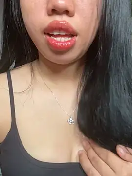 Snapshot of Rose-babyx chatting on June 10, 2026, 2:24 am Rose-babyx online show from June 10, 2026, 2:24 am