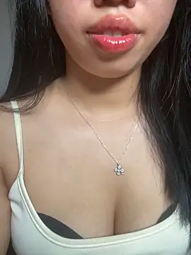Rose-babyx online show from June 22, 2026, 3:25 am