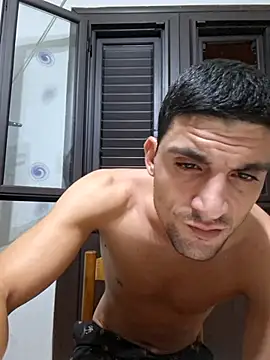 barsal03 online show from September 25, 2025, 11:00 pm