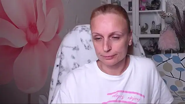 Venus love1 online show from September 16, 2025, 4:08 pm