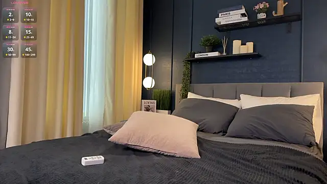 Snapshot of AdriaNochi chatting on March 12, 2026, 7:23 am AdriaNochi online show from March 12, 2026, 7:23 am