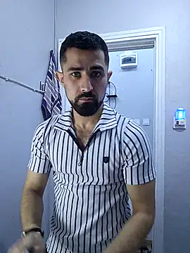 HAMADA  11 online show from November 30, 2025, 5:36 pm