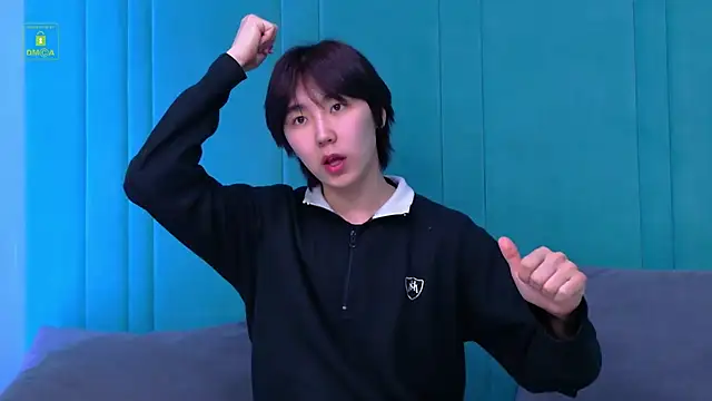 HeejinWang online show from April 10, 2026, 8:05 pm