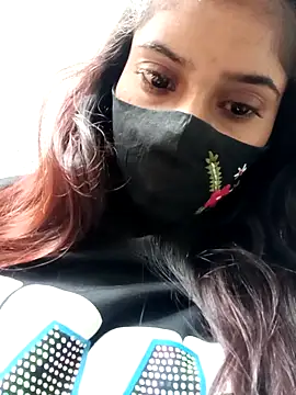 Aaisha-16 online show from October 17, 2025, 2:04 am