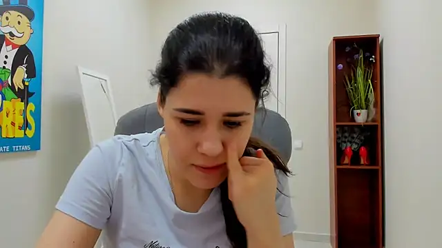 Joannia online show from March 21, 2026, 10:42 am