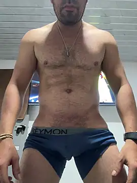 Snapshot of DJhon2025 chatting on April 4, 2026, 11:55 pm DJhon2025 online show from April 4, 2026, 11:55 pm