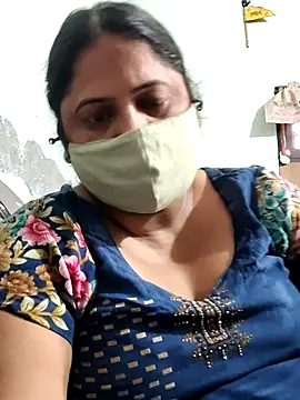 Mmm143 online show from May 21, 2026, 7:06 am