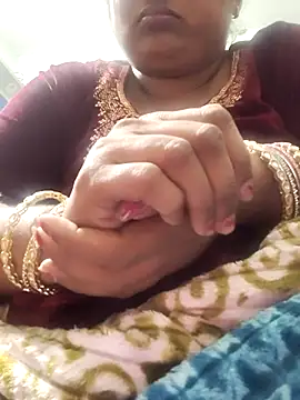 Mmm143 online show from December 21, 2025, 5:03 pm