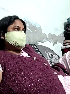 Mmm143 online show from November 16, 2025, 3:17 pm